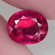 Stunning 6.69ct top imperial red Ruby center stone