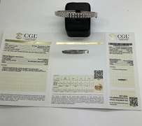 18KT WHITE GOLD DIAMOND BANGLE BRACELET.