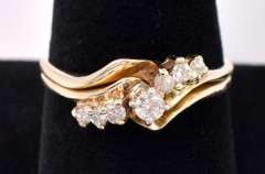 Beautiful Approx .10 CT Diamond Ring In 14K Yellow Gold