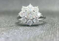 2.00 CARATS T.W. ROUND FLORAL HALO DIAMOND ENGAGEMENT RING