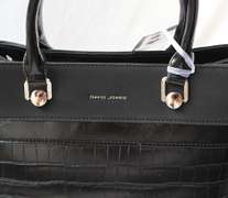 Stylish Black Color Designer Bag By David Jones-Paris