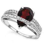 2.65 CT GARNET SILVER RING