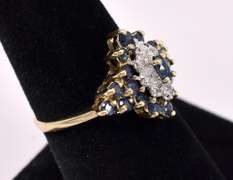 Fascinating Blue Sapphire with Diamonds In Yellow Gold