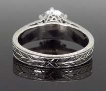 Elegant 1.90CTW Diamond Ring in 18k White Gold
