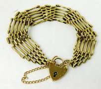 Antique 9CT Gold English Padlock Gate Link Bracelet