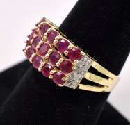 Admirable Rubies and Diamond ring in 14K Yellow Gold