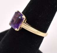 Beautiful Purple Amethyst Ring In 14K Yellow Gold