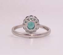 18KT SOLID WHITE GOLD & EMERALD RING