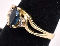 Gorgeous Blue Sapphire Ring In 14K Yellow Gold