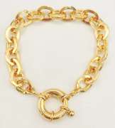 Beautiful 18kt Gold Plated Greek Key Design Bracelet