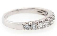 Spectacular 0.60ctw Round Diamond Wedding Band Ring in 14K