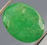 Gorgeous 5.81ct rich green Colombian Emerald
