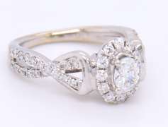 Lovely White Gold Diamond Engagement Ring
