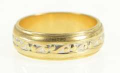 14K Yellow Gold 1950's 5.9mm Two Tone Pattern Wedding Band Ring