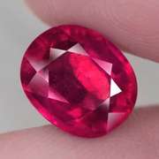 Stunning 6.69ct top imperial red Ruby center stone