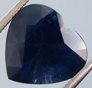 Heart cut! 3.29ct Royal blue Sapphire
