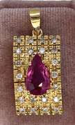 SET OF EARRINGS, RING AND PENDANT IN 18K YELLOW GOLD WITH RUBIES AND DIAMONDS