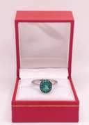 18KT SOLID WHITE GOLD & EMERALD RING