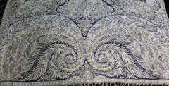 A Very Unique Design Lady's Scarf