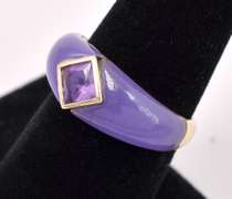 Enchanting Purple Amethyst Ring In 14K Yellow Gold