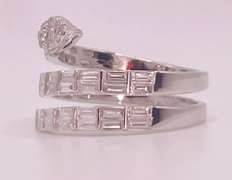 Stunning 18kt Solid White Gold & Diamond Band Ring