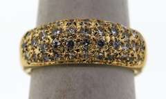 Brilliant 14k Golden Ring with Sparkling Diamonds