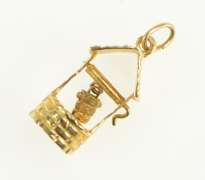 14K Yellow Gold 3D Articulated Wishing Well Bucket Lucky Charm/Pendant