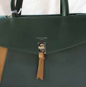 New Arrival Two Tone Color Hand Bag By David Jones