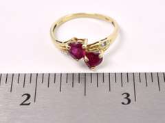 Wonderful Heart Ruby Gemstone Ring In Gold