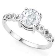 1.06 CT WHITE TOPAZ SILVER RING