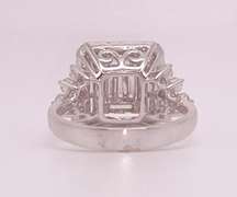 STUNNING 18KT SOLID WHITE GOLD & DIAMOND RING