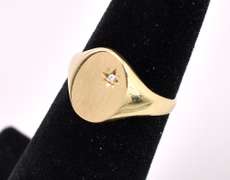 Sturdy Signet 14K Yellow Gold Ring