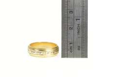 14K Yellow Gold 1950's 5.9mm Two Tone Pattern Wedding Band Ring
