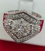 14K WHITE GOLD AND DIAMOND RING