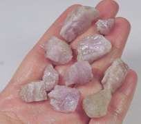 Large uncut 129ct Kunzite set