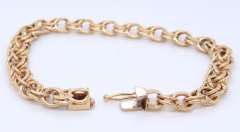 Elegant Double Link Charm Bracelet in Yellow Gold