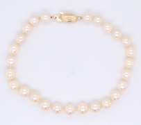 Mikioto Blue Lagoon 6mm Pearl Bead Bracelet