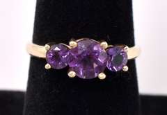 Lovely Purple Amethyst Ring In Gold