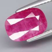 Heated only! Vibrant 2.34ct pinkish red Ruby