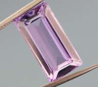Stunning 7.86ct emerald cut violet Amethyst
