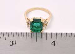 Sparkling Green Gem Ring In 14K Yellow Gold