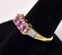Beautiful Pink Sapphire Ring in 14K Yellow Gold