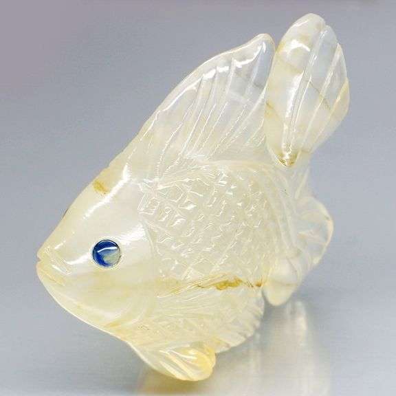 Gorgeous 45.26ct Agate and Sapphire carving