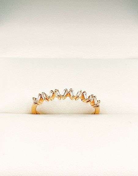 Contemporary Dominio Diamond Set 18k Rose Gold Ring