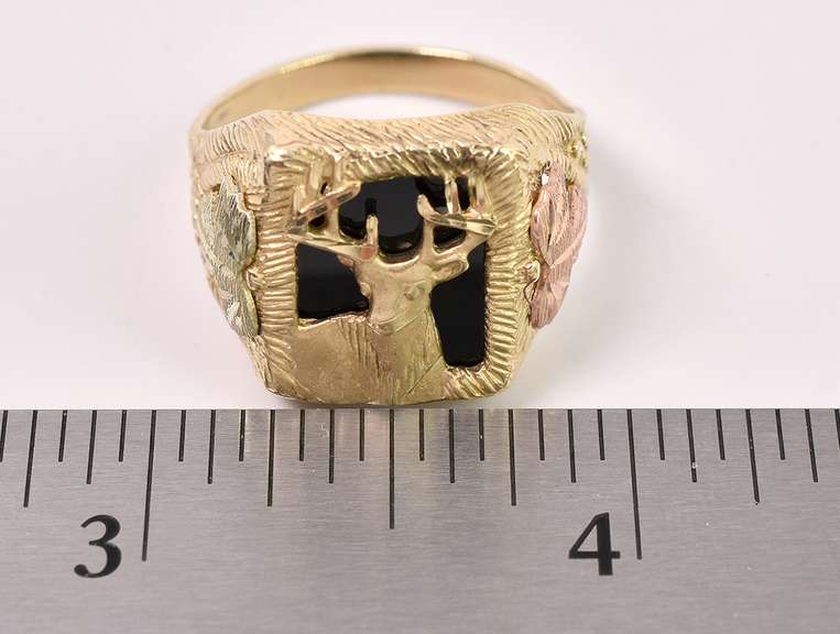 Sturdy Black Onyx Deer Ring In 14K Yellow Gold