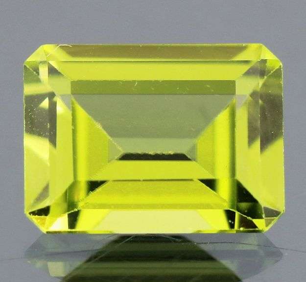 Great 1.48ct apple green Peridot
