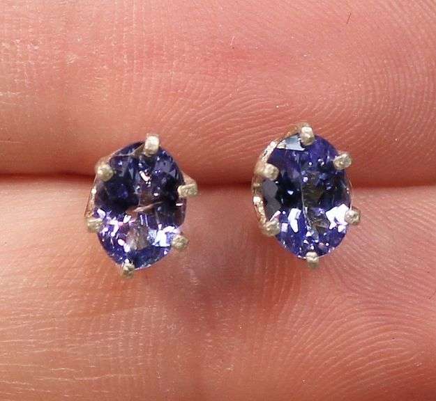 Sparkling Unheated Tanzanite stud earrings