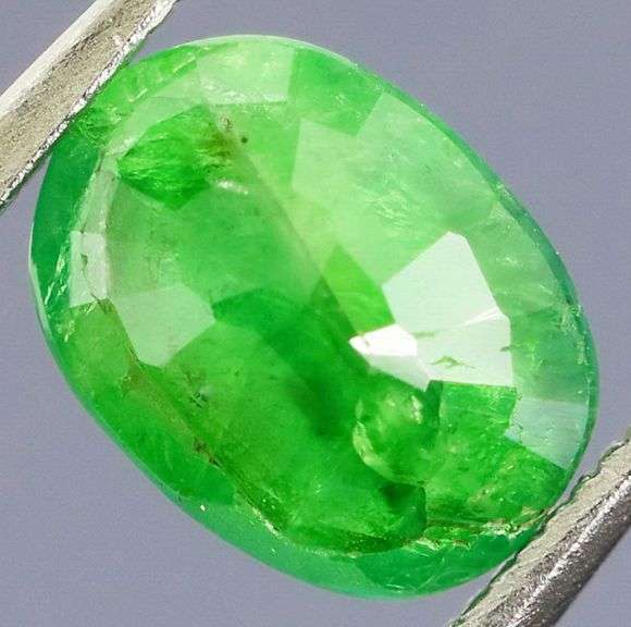 Top emerald green 1.11ct Tsavorite Garnet