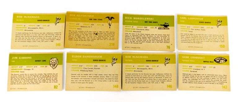 Lot of 8 F.H.F. 1961 Football Cards