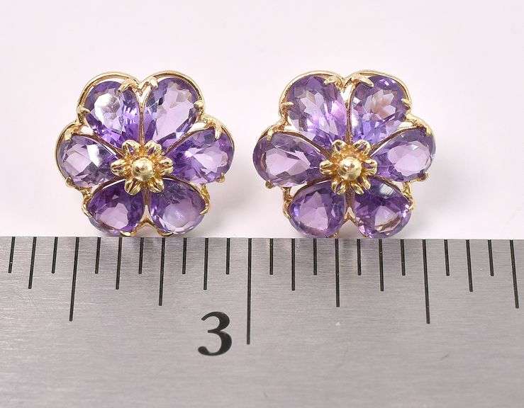 Beautiful Purple Amethyst Flower Stud Earrings In 14K Yellow Gold